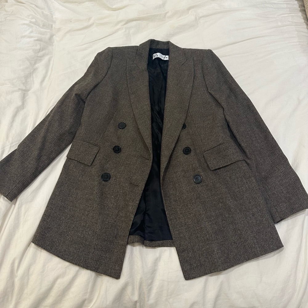 Zara 3 button double breasted blazer
